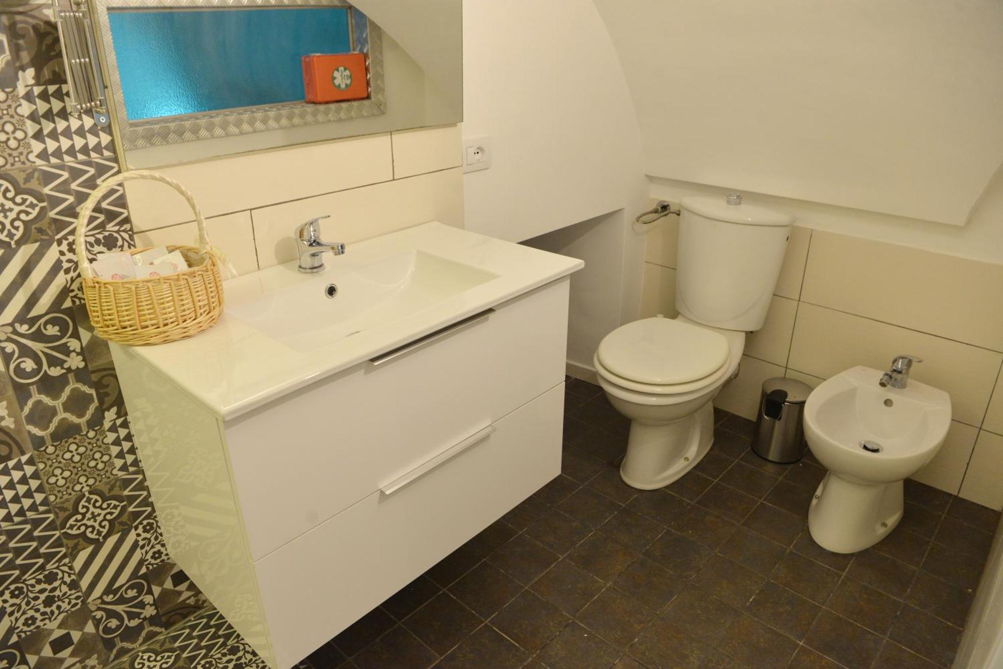 G House Apartment Катания Екстериор снимка
