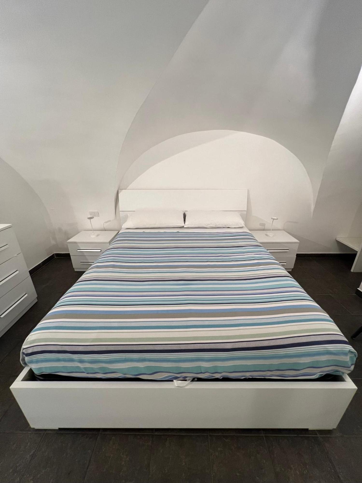 G House Apartment Катания Екстериор снимка