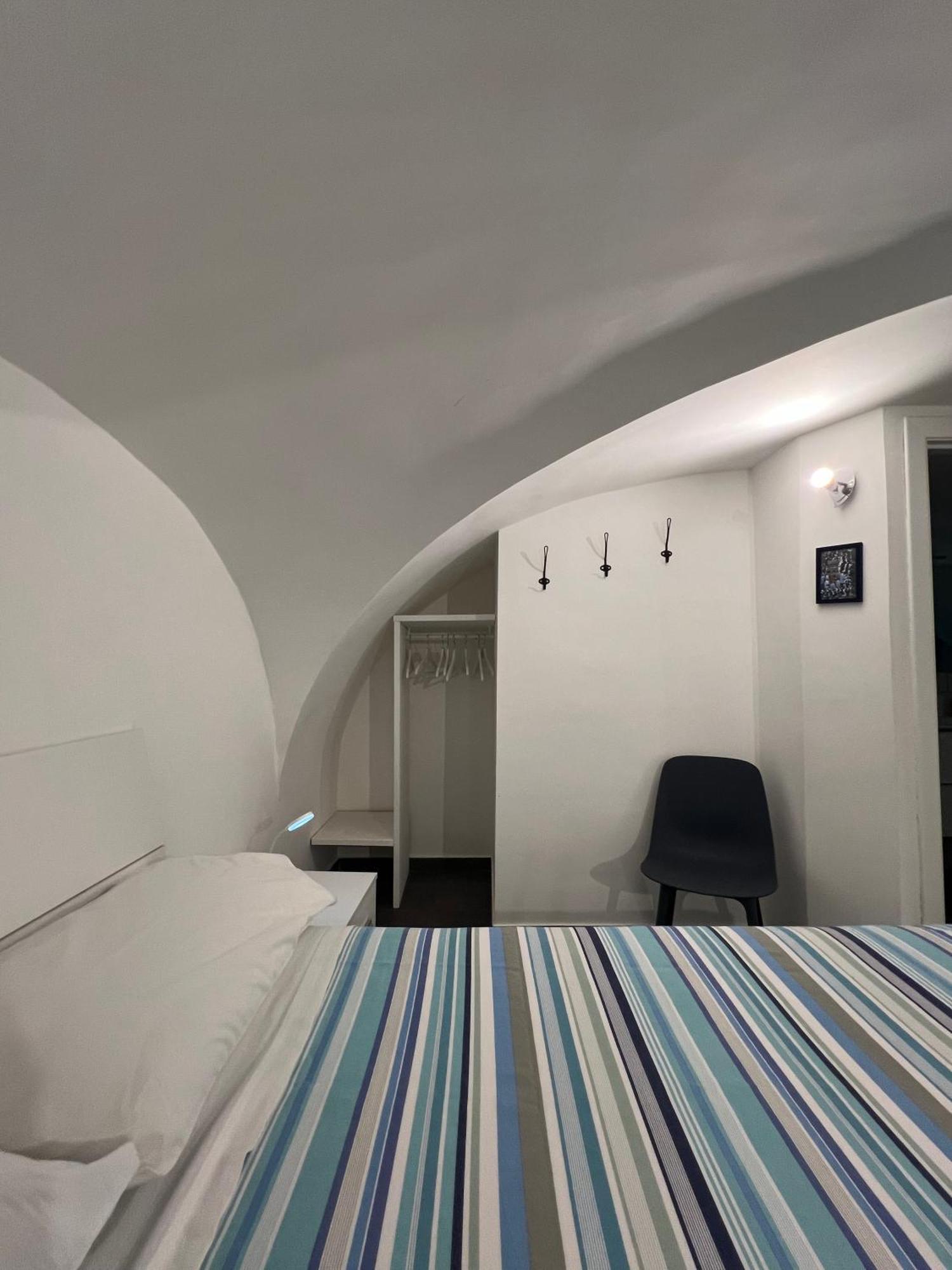 G House Apartment Катания Екстериор снимка