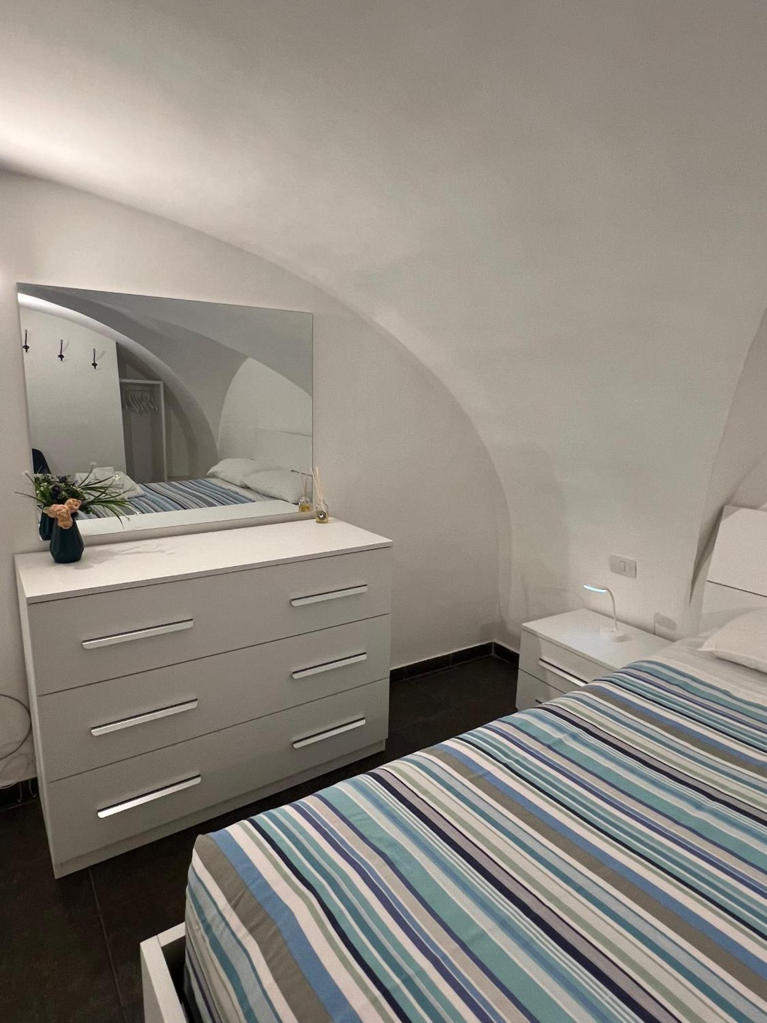 G House Apartment Катания Екстериор снимка